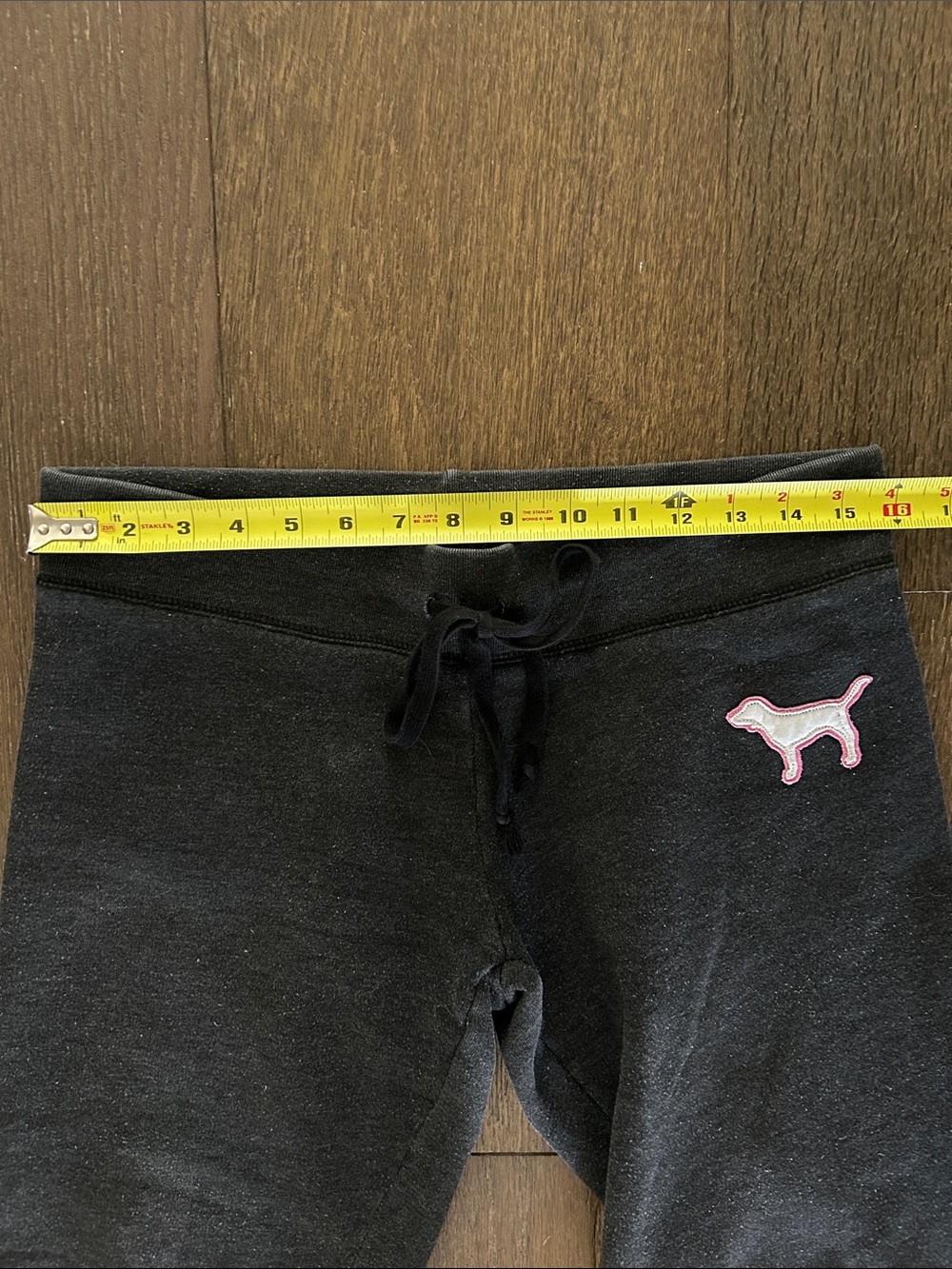 Y2K Pink Academy Cropped Sweatpants - Picture 4 of 9